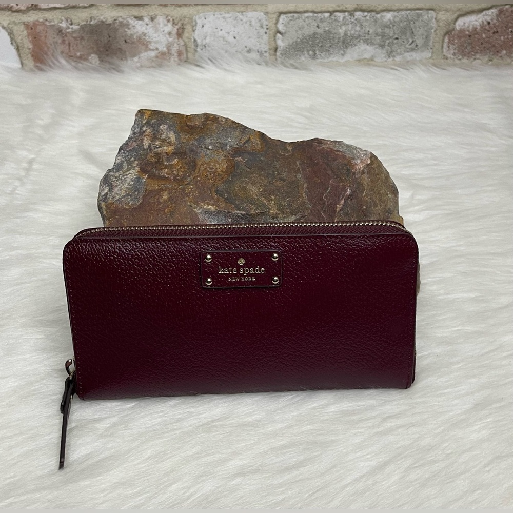COPY - Kate Spade Wallet